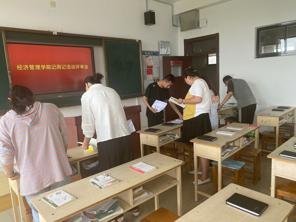 1624070001336731.jpg 记周记1_副本.jpg